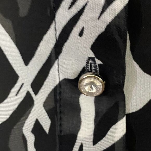Sunny Leigh Black & White Sheer Graphic Print Button Down Blouse Size Small - Picture 5 of 7